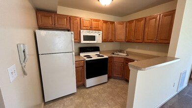 465 Kings Rd in Schenectady, NY - Building Photo - Building Photo