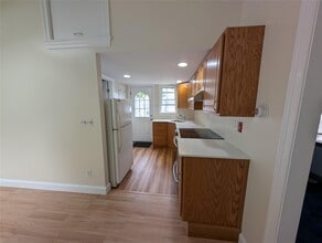 51 Empire Dr in Patterson, NY - Building Photo - Building Photo