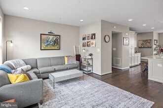 1310 Jackson St in Baltimore, MD - Building Photo - Building Photo