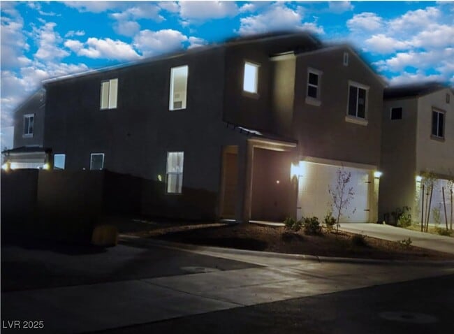 5045 Bloodhound St in Las Vegas, NV - Building Photo - Building Photo