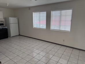 240 Wheeler Ave SE in Albuquerque, NM - Foto de edificio - Building Photo