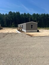 1016 Evergreen Dr in Galivants Ferry, SC - Building Photo - Building Photo