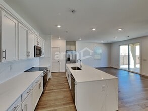 9549 Harkes Dr in Tucson, AZ - Foto de edificio - Building Photo