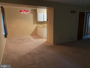 2-7 Aspen Way in Doylestown, PA - Building Photo - Building Photo