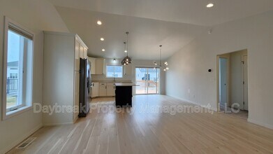 2584 66th Ave S in Fargo, ND - Building Photo - Building Photo