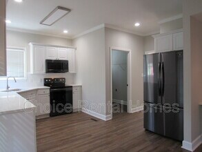 1843 Russet Woods Ln in Birmingham, AL - Building Photo - Building Photo