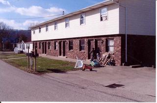 513-521 Carver Ave in Dunbar, WV - Foto de edificio - Building Photo