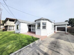17308 Ardmore Ave in Bellflower, CA - Building Photo - Building Photo