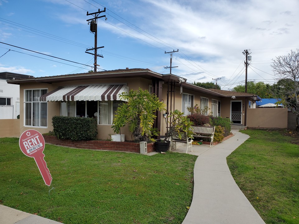 4118 Neosho Ave, Unit Rear Unit in Los Angeles, CA - Building Photo