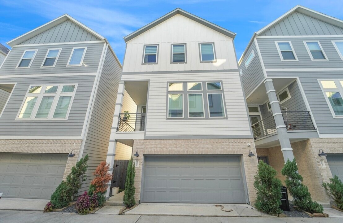 622 Janisch Rd in Houston, TX - Building Photo