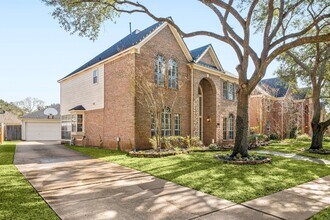 5007 Cambridge St in Sugar Land, TX - Building Photo - Building Photo