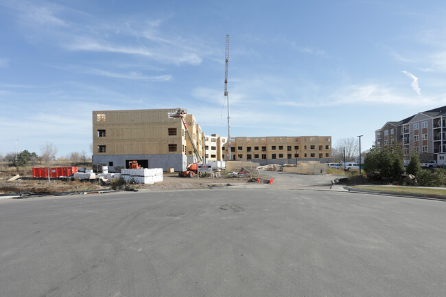 Groveland Village in Blaine, MN - Building Photo - Building Photo