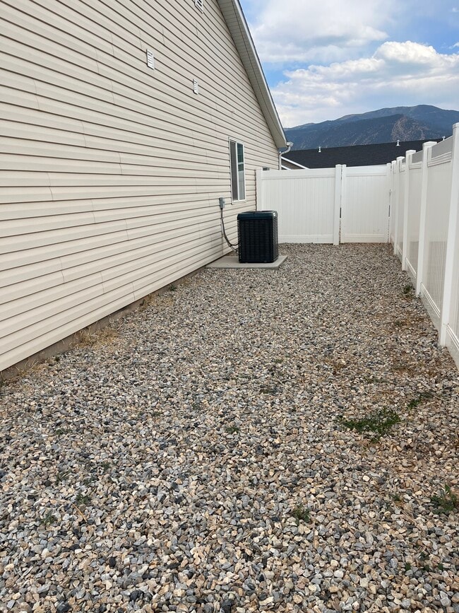 2155 N 550 W in Cedar City, UT - Building Photo - Building Photo