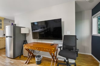 3406 W Government Way in Seattle, WA - Building Photo - Building Photo