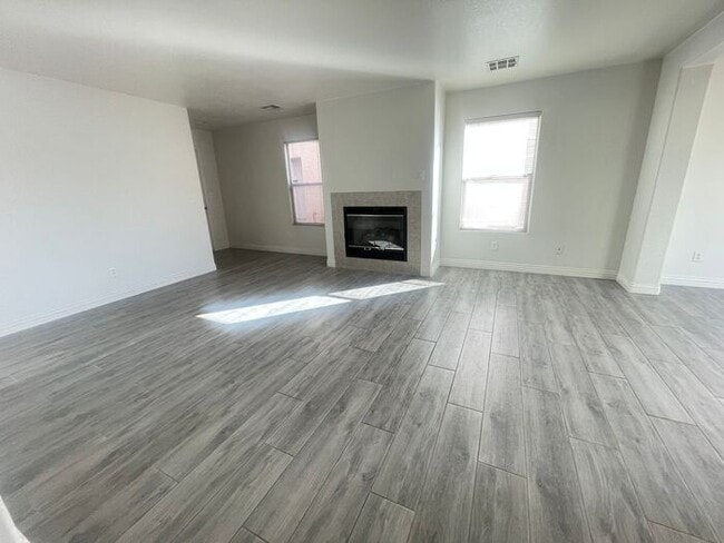 5597 Doubleday St in Las Vegas, NV - Building Photo - Building Photo