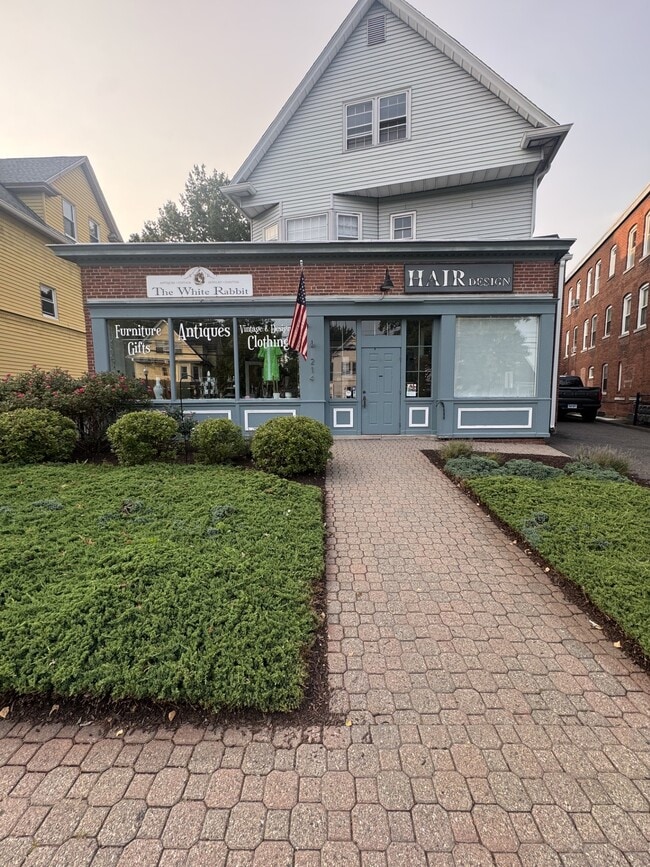 212 Park Rd, Unit 3rd Floor