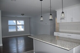 171 N 17th St, Unit UNIT 2 in East Orange, NJ - Building Photo - Building Photo