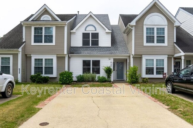 property at 922 Pocahontas Ct