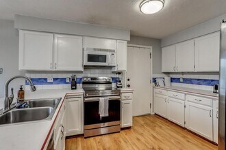 3149 Oak Cir N in Broomfield, CO - Building Photo - Building Photo