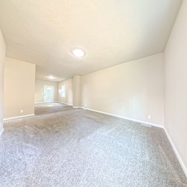 715 Kirkwood Ave in Des Moines, IA - Building Photo - Building Photo