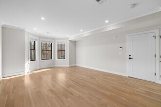 279 Lamartine St, Unit 1A in Boston, MA - Building Photo - Building Photo