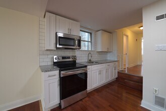 1547 S 13th St in Philadelphia, PA - Building Photo - Building Photo