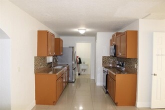116 Hermosillo Dr in Kissimmee, FL - Foto de edificio - Building Photo