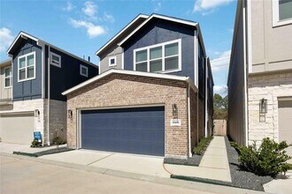 16106 Oregon Oak Dr in Houston, TX - Building Photo - Building Photo