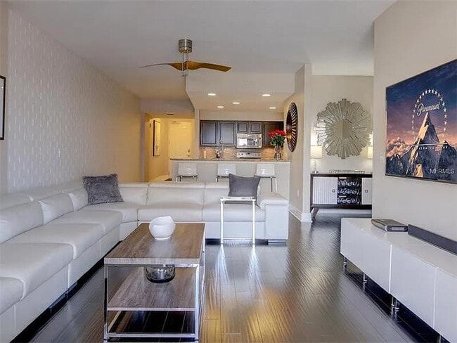 property at 1108 N Franklin St