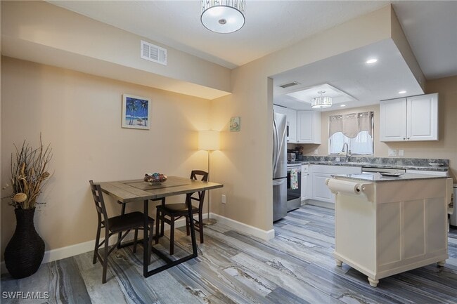 property at 16001 Amberwood Lake Ct