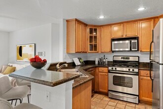 12560 Carmel Creek Rd in San Diego, CA - Building Photo - Building Photo