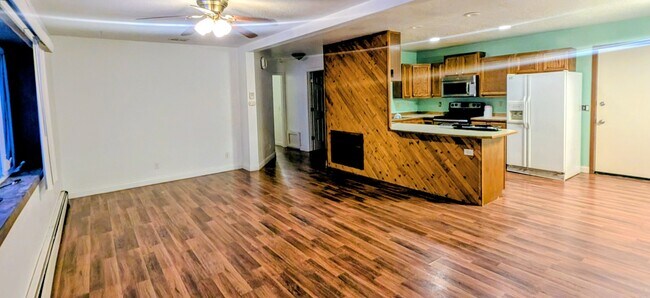 1432 25th Ave in Fairbanks, AK - Building Photo - Building Photo