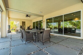 8396 Sweetwater Creek Way in Las Vegas, NV - Building Photo - Building Photo