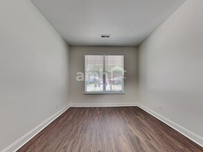 310 Sanctuary Park Dr in Summerville, SC - Foto de edificio - Building Photo