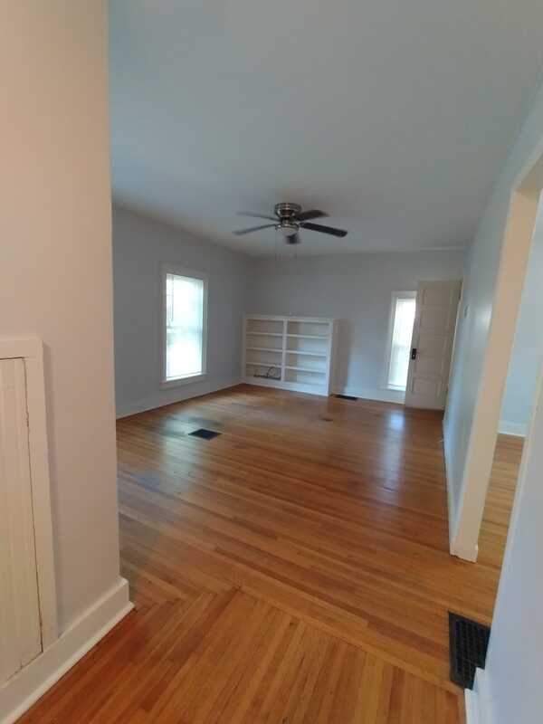 400 N 4th St in Oregon, IL - Building Photo - Building Photo