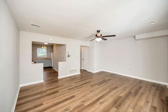 2424 Lafayette Blvd in Fredericksburg, VA - Building Photo - Building Photo