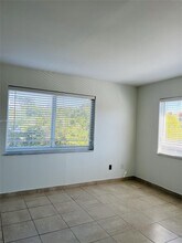7820 Camino Real in Miami, FL - Building Photo - Building Photo