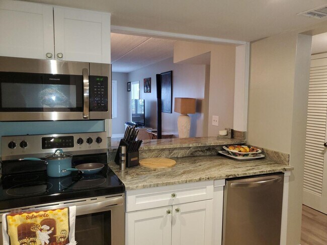 property at 4500 N Flagler Dr