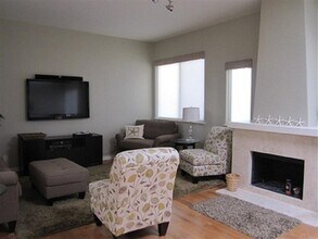 4008 Ocean Dr in Manhattan Beach, CA - Building Photo - Building Photo