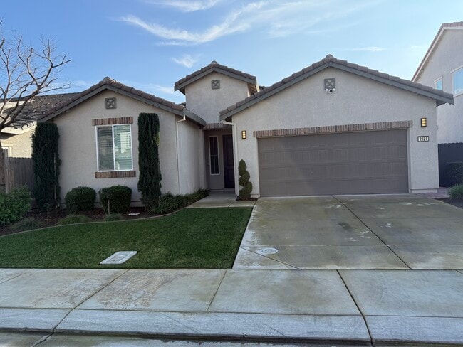 property at 2324 Henri Ln