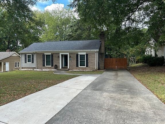 2321 Oldenburg Dr in Charlotte, NC - Building Photo - Building Photo