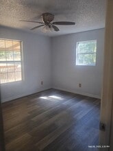 855 Aldredge Cir in Pollok, TX - Building Photo - Building Photo