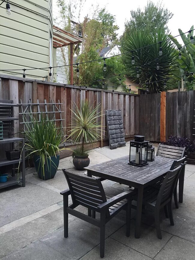 2894 Folsom St in San Francisco, CA - Building Photo - Building Photo