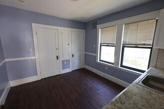65 Glendale St, Unit 1 in Boston, MA - Building Photo - Building Photo