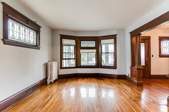 1303 Englewood Ave in St. Paul, MN - Building Photo - Building Photo