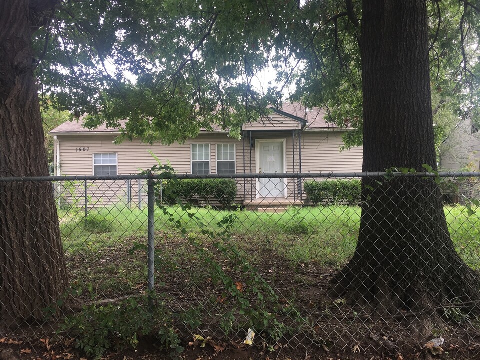 1507 N Florence Ave in Tulsa, OK - Building Photo