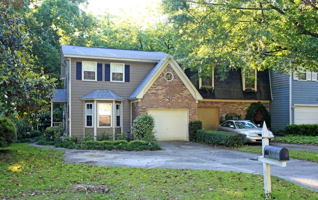 488-496 Teal Ln in Tallahassee, FL - Foto de edificio - Building Photo