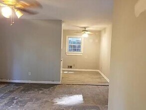 923 Laurel St in Morrow, GA - Building Photo - Building Photo