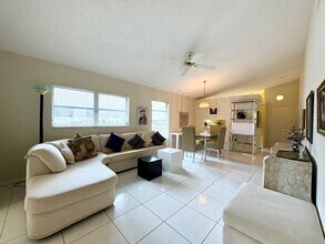 8279 Summerbreeze Ln in Boca Raton, FL - Building Photo - Building Photo