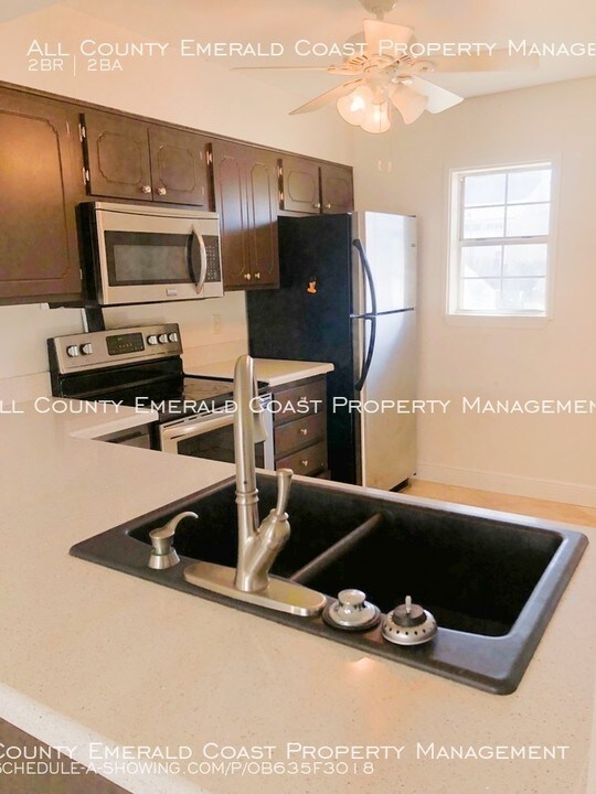 354 Billfish Ave-Unit -105 in Fort Walton Beach, FL - Building Photo